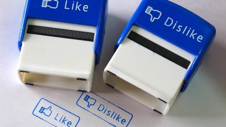 Facebook Like Dislike